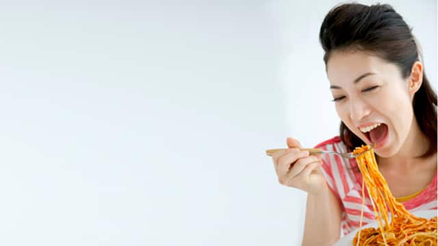 牙齦萎縮與敏感性牙齒封面照